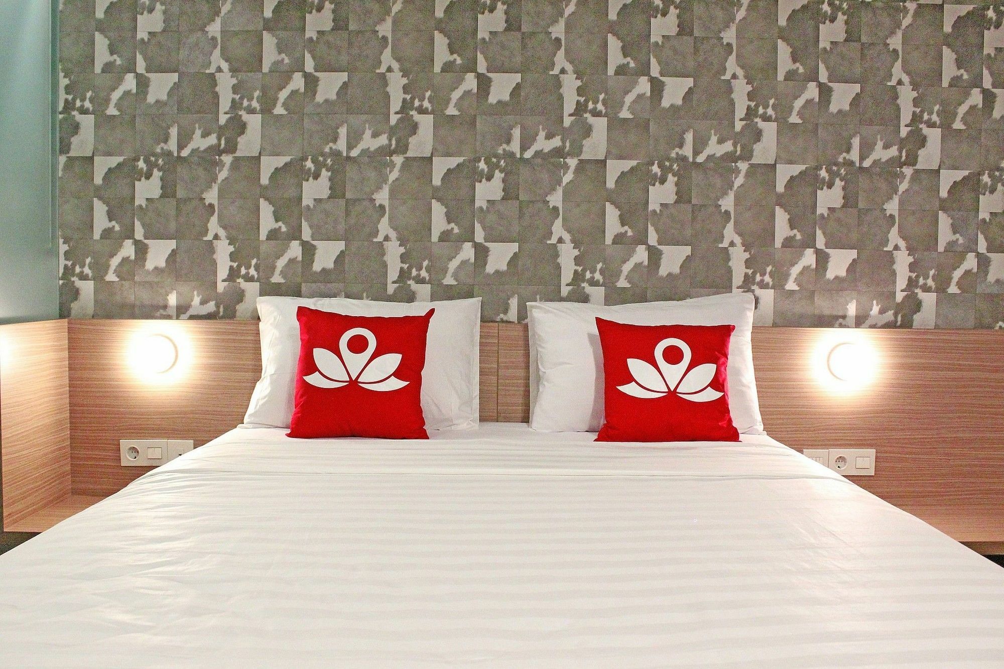Zen Premium Sampoerna Strategic Square Hotel Jakarta Eksteriør billede