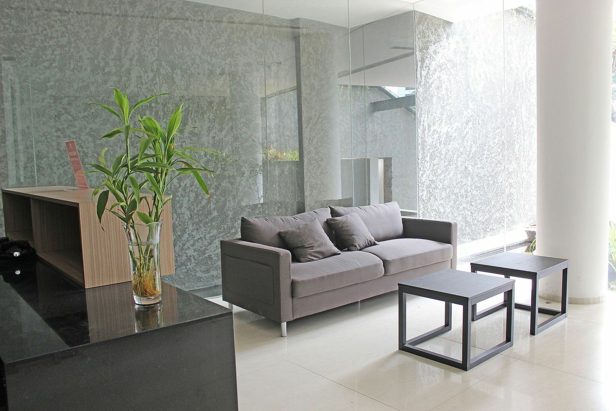 Zen Premium Sampoerna Strategic Square Hotel Jakarta Eksteriør billede